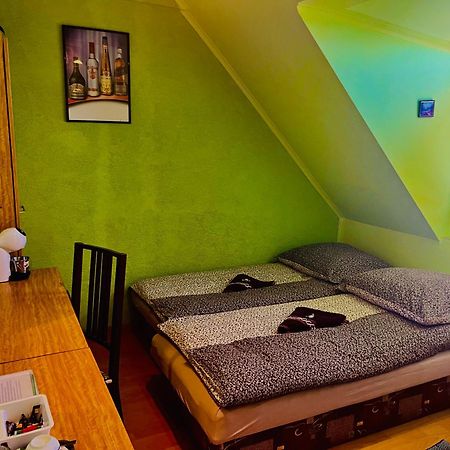 Penzion Tyche Surany Экстерьер фото